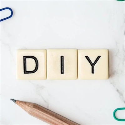 รายการเครื่องมือสำหรับการสร้างบ้านตุ๊กตาขนาดเล็ก DIY